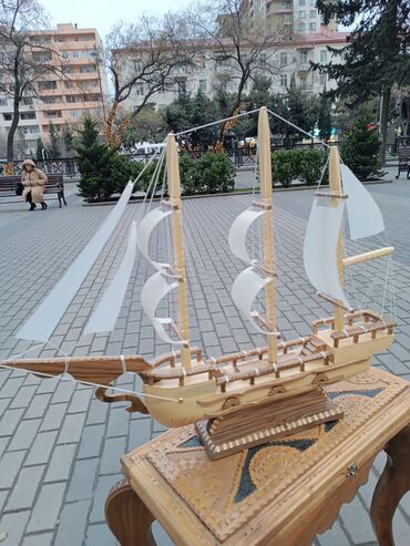 Gəmi modelləri: 1-ci şəkildəki Əl işi Qoz agacı Gəmi 25azn Qoz Ağacından hazırlanmış — 16