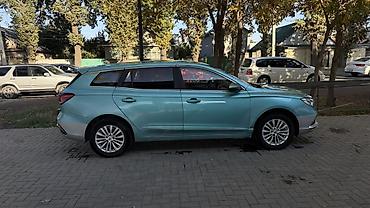 Roewe: Roewe i5: 2021 г., Электромобиль, Универсал — 1