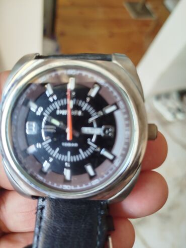 Смарт браслеты: Наручные часы, Diesel, цвет - Черный