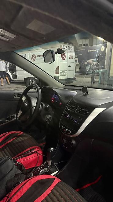 солорис: Hyundai Solaris: 2012 г., Автомат, Бензин, Седан — 2