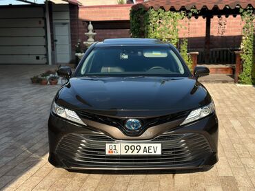 Toyota: Toyota Camry: 2018 г., 2.5 л, Автомат, Гибрид, Седан