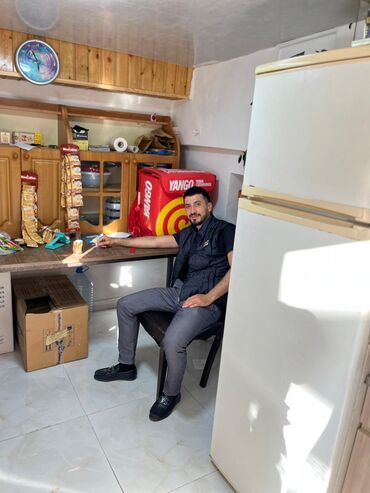 Inzibati heyət: Salam mən nermanovda kirayə qalıram özümə dönərçi işi axtarıram