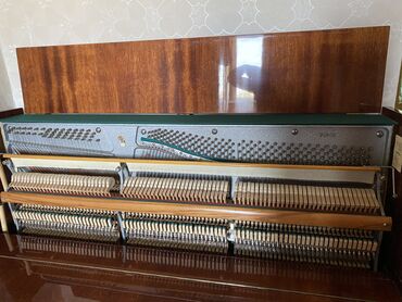 Пианино, фортепиано: Продается пианино «Беларусь», три педали, в очень хорошем