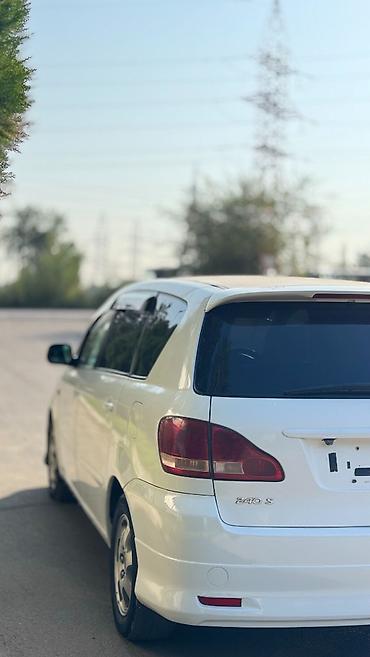 Toyota: Toyota Ipsum: 2003 г., 2.4 л, Автомат, Бензин, Минивэн — 4