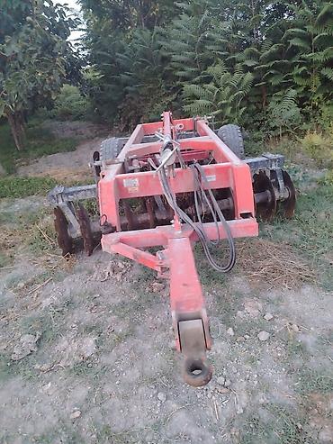 16 diski: Aqreqat: çəkilən diskli mala (disk harrow) Xüsusiyyətlər: - Qoşqu — 3