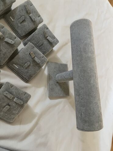 Vitrin üçün aksesuarlar: Bijuteriya üçün vitrinlər Az istifadə olunub Hamsı birlikdə 130 azn 😍 — 11