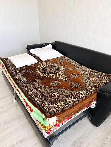 Продажа коттеджей и домов: Г. Чолпон- Ата в центре 2-этажный кирпичный дом 6-соток Дом 5ком — 14