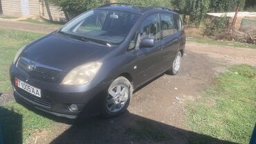 тойота автомобили: Toyota Corolla Verso: 2002 г., 1.6 л, Механика, Бензин, Хэтчбэк