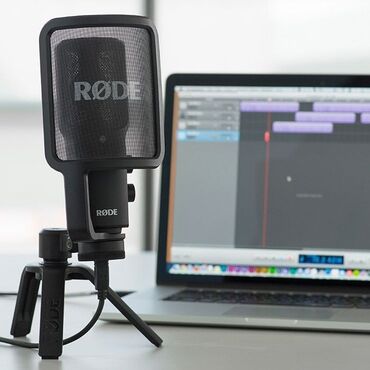 studio mikrofon: Rode NT-USB (Professional studio mikrofonu) daxilində səs kartı var