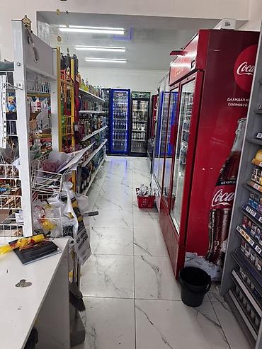 Полки для магазина: 🔥 СРОЧНО ПРОДАЁТСЯ ГОТОВЫЙ БИЗНЕС — МИНИ-МАРКЕТ 📍 Площадь: 85 м² 🚏 — 1