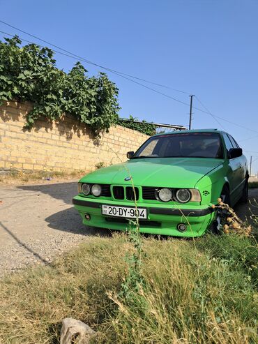 BMW: BMW 5 series: 2 l | 1990 il Sedan — 8