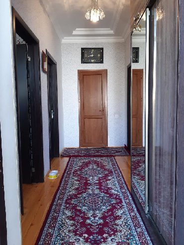 heyet isiqlari: Поселок Бинагади 3 комнаты, 100 м², Нет кредита, Свежий ремонт