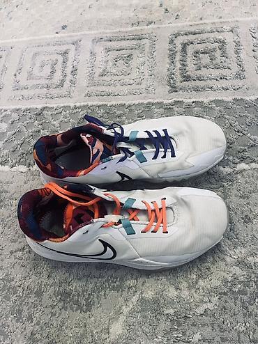 валейболный красовки: Мужские кроссовки, 41, Nike, Б/у, цвет - Белый — 1