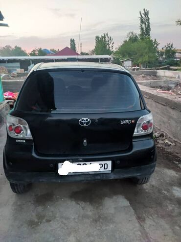 toyota ключ: Toyota Yaris: 2000 г., 1 л, Механика, Бензин, Универсал