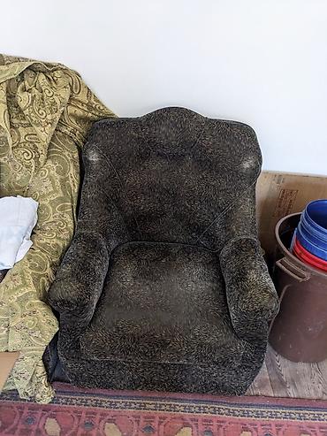 Другая мебель: Продается всякая мебель в связи с переездом: 1)Кухонный гарнитур - — 4