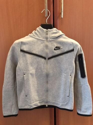 Manejlər: Pencək, Uniseks, 10 - 12 yaş, Nike