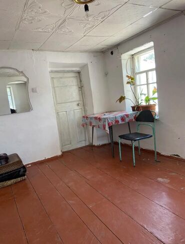 купить дом в иссык куле: 35 м², 3 комнаты, Бронированные двери, Подвал, погреб, Забор, огорожен