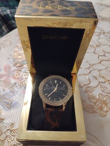 часы apple whatch: Продаю женские наручные часы от фирмы Bebe хорошее качество сделано в
