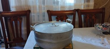 Наборы посуды и сервизы: Кастрюля, цвет - Серый, Алюминий, Больше 5 л