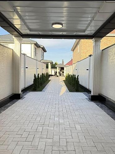 Продажа коттеджей и домов: 6 комнат и более, 340 м², 4 соток, Бишкек, Арча-Бешик ж/м Риэлтор — 9