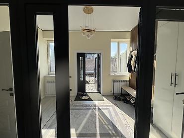 Кыймылсыз мүлк: 4 бөлмө, 217 м², 4 соток, Ново-Покровка, Менчик ээси — 5