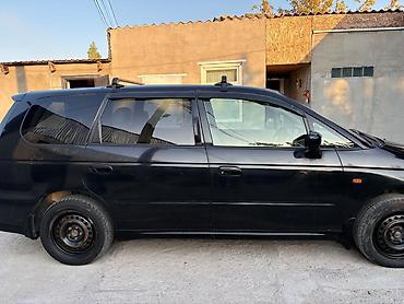 разбитые авто: Honda Odyssey: 2002 г., 2.3 л, Автомат, Бензин, Минивэн — 2