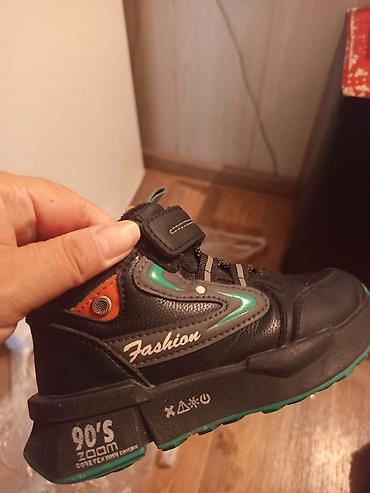 Детская обувь: Детская обувь набором — разные модели для мальчика. Возраст от годика — 7