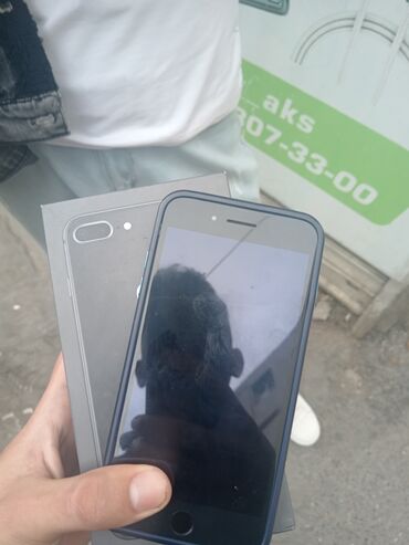 ipone 6 plus: IPhone 8 Plus, 64 GB, Black Titanium, Barmaq izi, Face ID