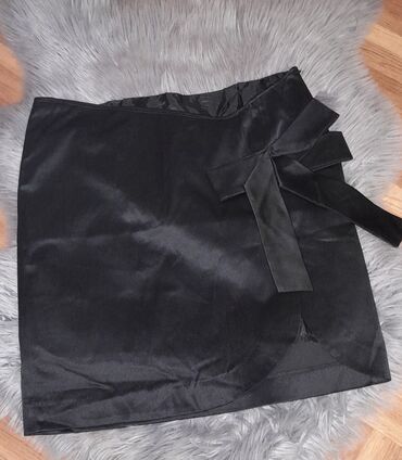 Skirts: XL (EU 42), Mini, color - Black