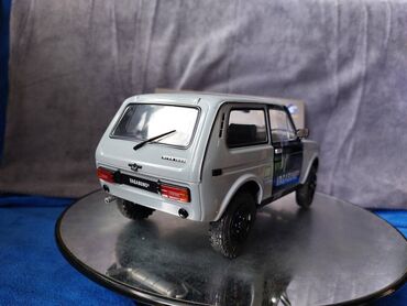 Avtomobil modelləri: VAZ, 1980 il, 1:18, Dəmir, Ödənişli çatdırılma — 18