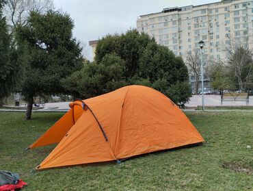 Палатки: Палатки на спицах. Водонепроницаемые и конструктивные. С москитной