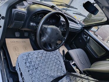 QAZ: QAZ 3110: 2.4 l | 2003 il 182000 km Sedan — 11