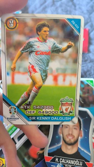 mecmeyi nedir: Futbol kolleksiya kartları dəsti – metal/plastik vitrinli qutuda - — 2