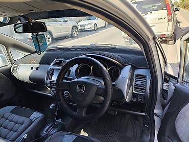 фит туманик: Honda Fit: 2003 г., 1.3 л, Автомат, Бензин, Хэтчбэк — 5
