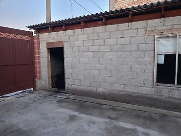 Продажа коттеджей и домов: Ж/м калыс ордо уй сатылат, 4 комнат, кухня, душевая, баардык шарттары — 8