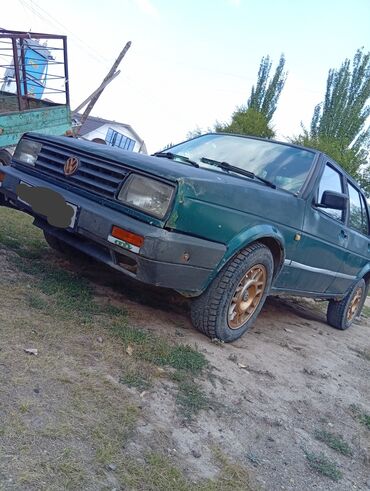 прицепы грузовых автомобилей: Volkswagen Jetta: 1991 г., 1.8 л, Механика, Бензин, Седан
