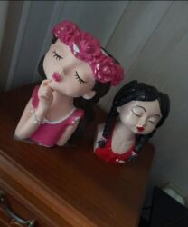 usaq yellencekleri sederek: 2-si,birlikdə.3,azn.
İri,həcimli