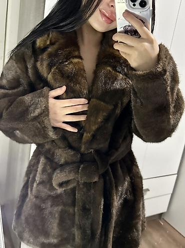 Шубы: Шуба, Короткая модель, С капюшоном, S, M, L — 3