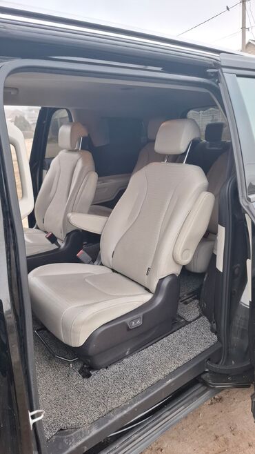 Kia: Kia Carnival: 2022 г., Автомат, Минивэн — 3