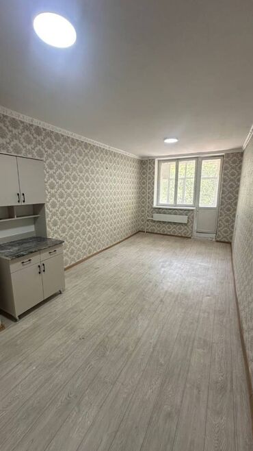 снять квартиру в токмаке запорожская область: 1 бөлмө, 18 кв. м, Жатакана жана мейманкана түрүндө, 2 кабат, Косметикалык ремонт