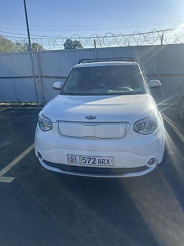 byd e6: Kia Soul: 2019 г., 0.4 л, Автомат, Электромобиль, Универсал — 5