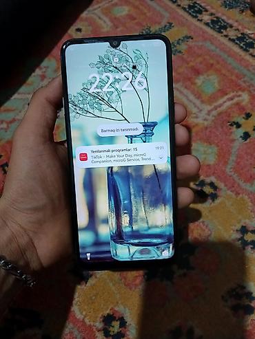 htc u play: Huawei 128 GB, İki sim kartlı — 6