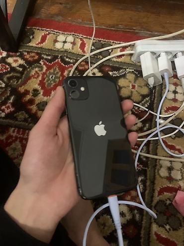 Apple iPhone: IPhone 11, Б/у, 128 ГБ, Черный, Кабель, 81 % — 4