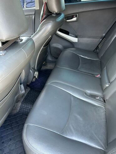 Toyota: Toyota Prius: 1.8 l | 2010 il Hetçbek — 9