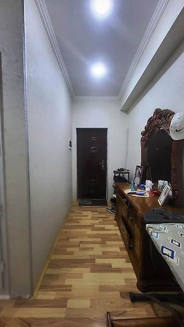 Mənzillər: 8-ci kilometr, 2 otaqlı, Yeni tikili, m. Xalqlar Dostluğu, 76 kv. m — 10