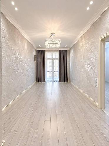 əmlak satışı: Bakıxanov qəs., 3 otaqlı, Yeni tikili, 92 kv. m — 3
