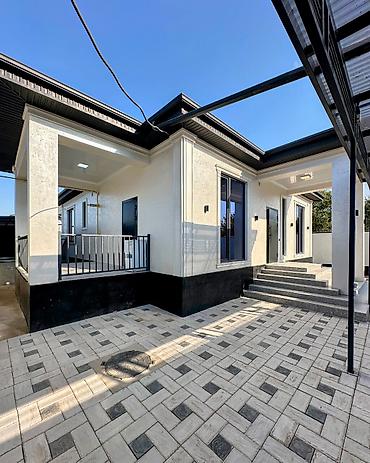 домик в ала арче: ✨ Продаётся дом в с. Новопавловка Бишкек ✨ 🏡 Характеристики: • — 4