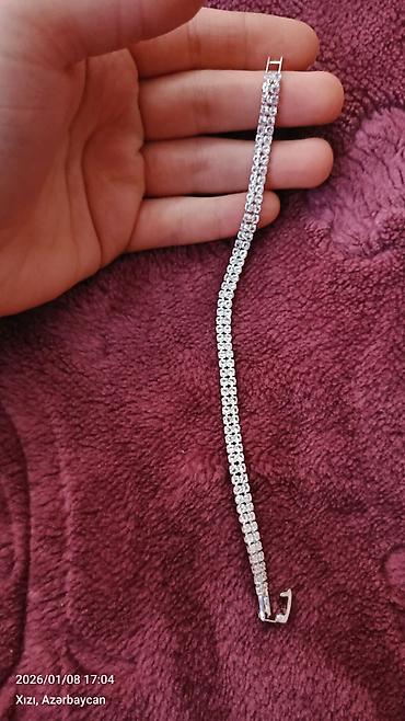 Bijuteriya dəstləri: Qadın bəzək dəsti - Boyunbağı: Nazik qızılı rəngli zəncir, ucu — 3