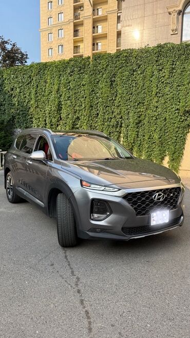 срочно продаю в связи с переездом: Hyundai Santa Fe — это современный кроссовер, подходящий как для