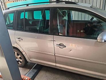 cekrk rucni: DELOVI ZA VOLKSWAGEN TOURAN 2003. GOD. | Kompletan auto u delovima — 4